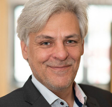 Hausverwalter Olaf Wilck aus Lübeck übernimmt zu August 2021 die Verwaltungsaufgaben von Kirstin Saß